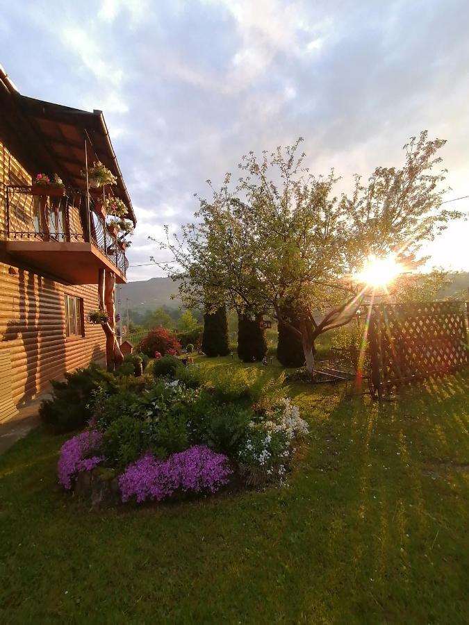 Pid Goroyu Hotel Chorna Tysa Екстериор снимка