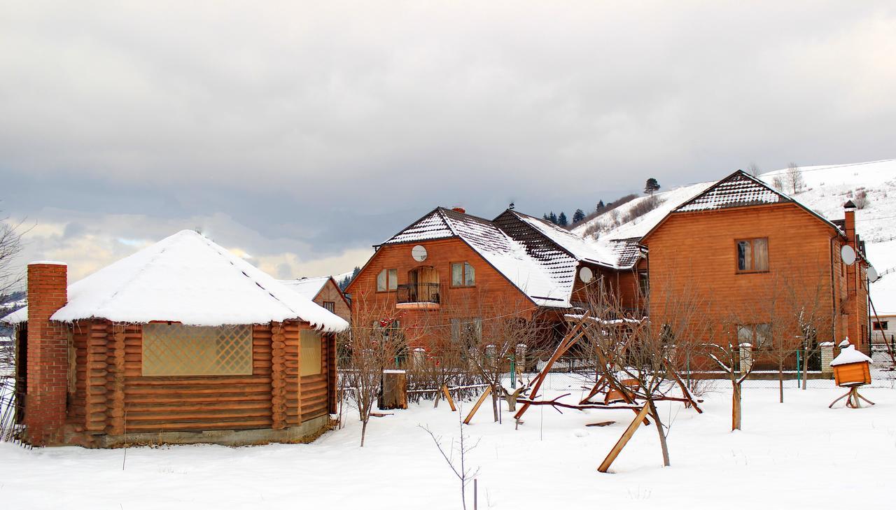 Pid Goroyu Hotel Chorna Tysa Екстериор снимка