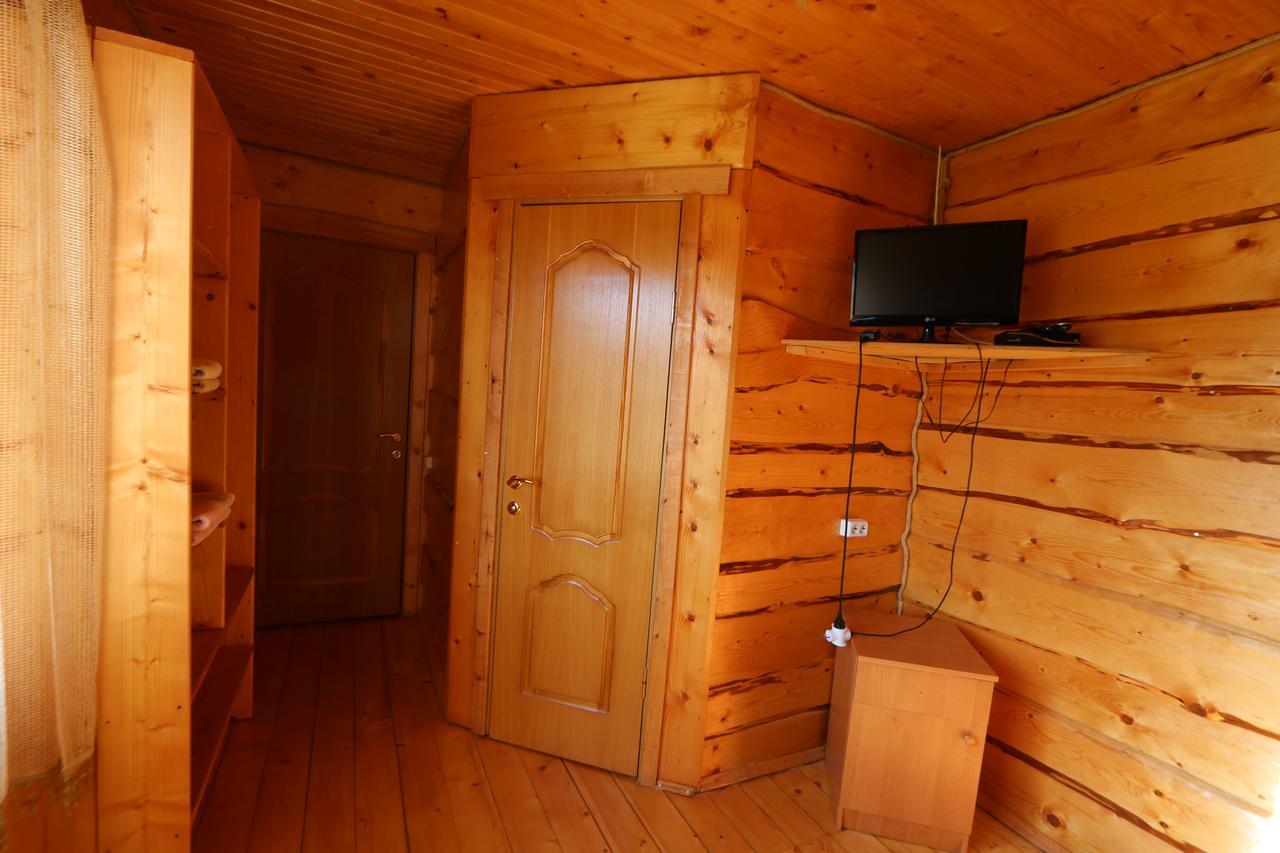 Pid Goroyu Hotel Chorna Tysa Екстериор снимка
